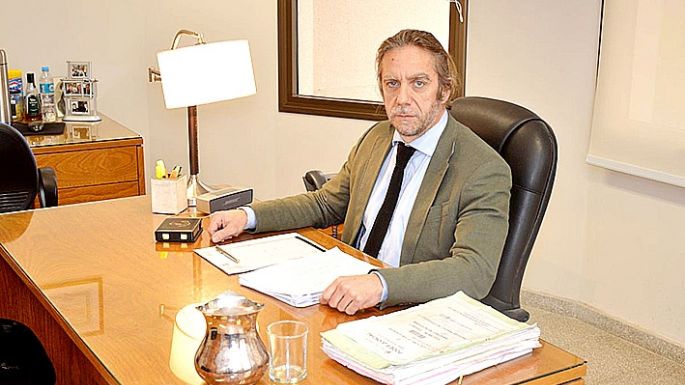 Médico local detenido por estafa