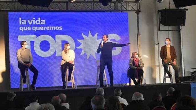 Gill le puso primera a la campaña: “Nuestra agenda es la de la gente”