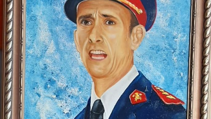 Oscar Bravin les regaló un cuadro de Mulinetti a Bomberos de la ciudad
