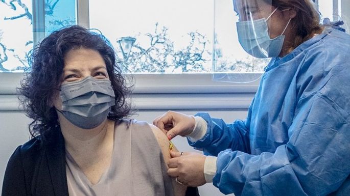 Vizzoti recibió hoy la segunda dosis de la vacuna contra el coronavirus