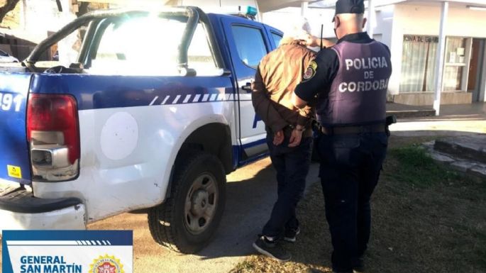 Dos detenidos por amenazar a un motociclista con un arma, que al final era una réplica
