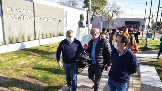 Se habilitó la plaza Almirante Brown
