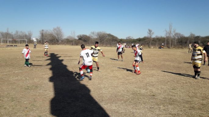 Ya se está jugando el torneo solidario "Un golazo por Delfi"
