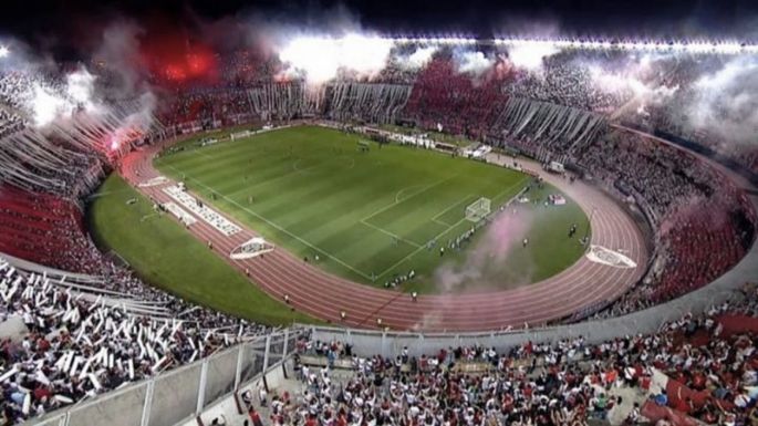 Esperan la asunción del DT  para renovar contratos