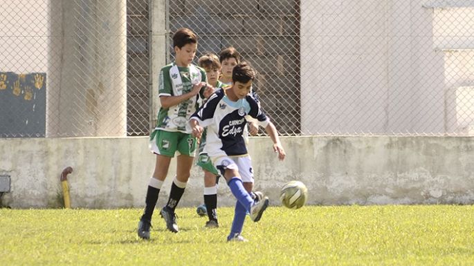Los más pequeños vuelven a la cancha