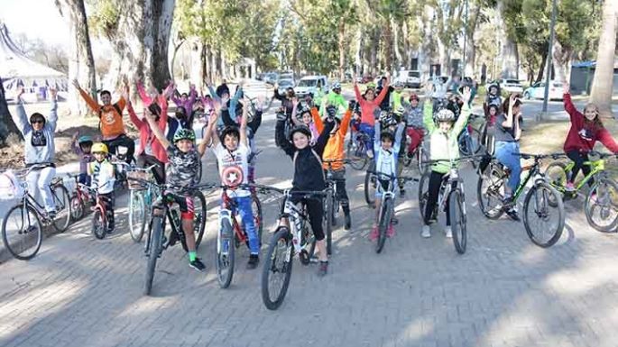 Celebraron la Niñez con una clásica bicicleteada