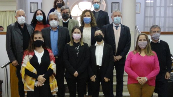 Concejales destacaron a las creadoras de la APP para recuperar pacientes
