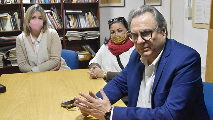 Precandidato a diputado pone el eje en el ambiente y en los animales