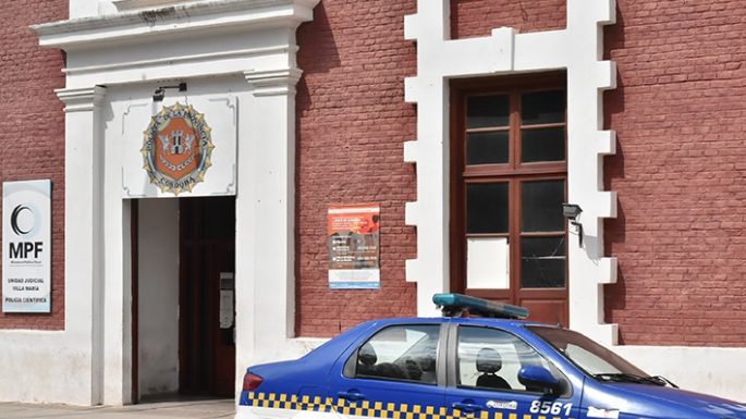 Intentó robarle el celular a un hombre en un boliche y quedó detenido