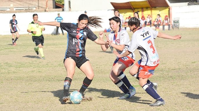 Yrigoyen y la “Uni” se “cortaron” arriba