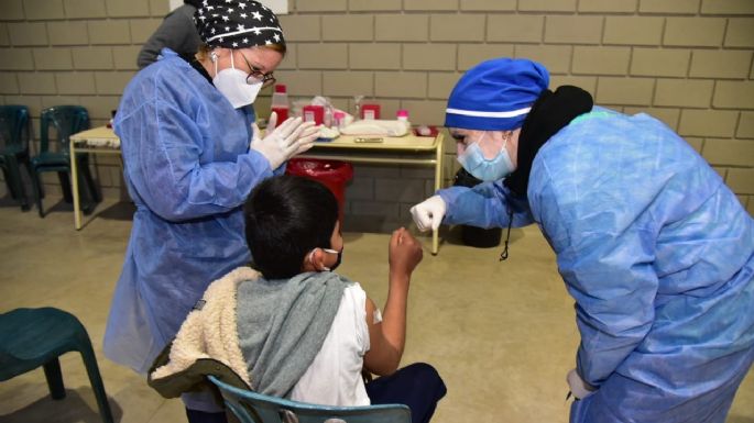 Comenzó la vacunación a menores de edad