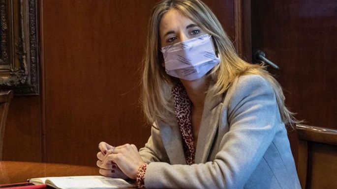 Las primeras vacunas de Pfizer "van a llegar a partir de septiembre"