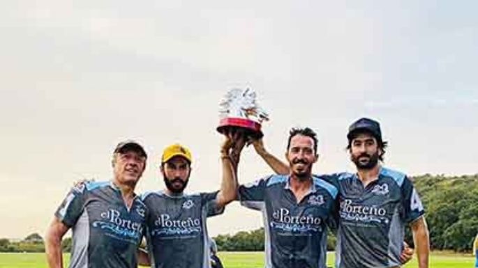 Otra copa para Rivera