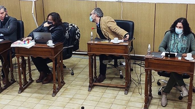 Lucarelli respondió preguntas: visto bueno del oficialismo y dudas de la oposición