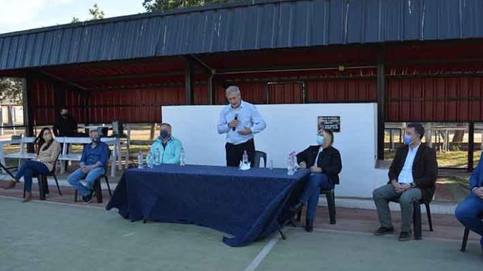 Casi 40 clubes recibieron una ayuda económica