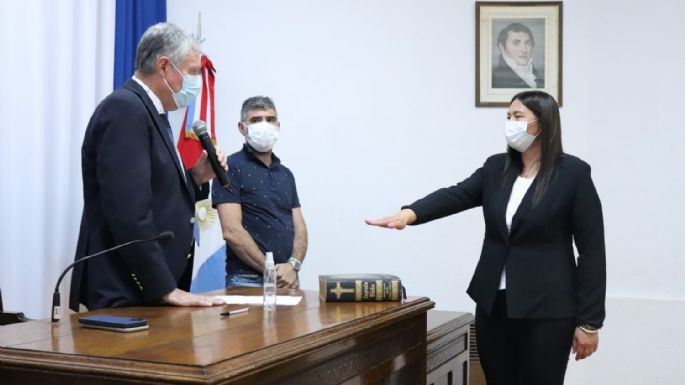 Tras la jura, asumió Fernanda Bertea como nueva vocal del Tribunal de Cuentas