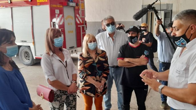 Natalia de la Sota visitó el cuartel de Bomberos de Tío Pujio