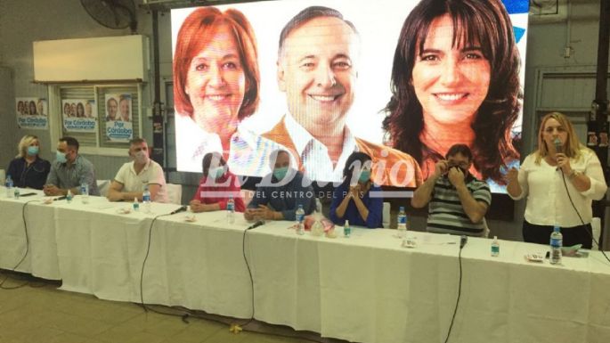 Cavagnero reapareció en la escena política en el acto de Vigo y de la Sota