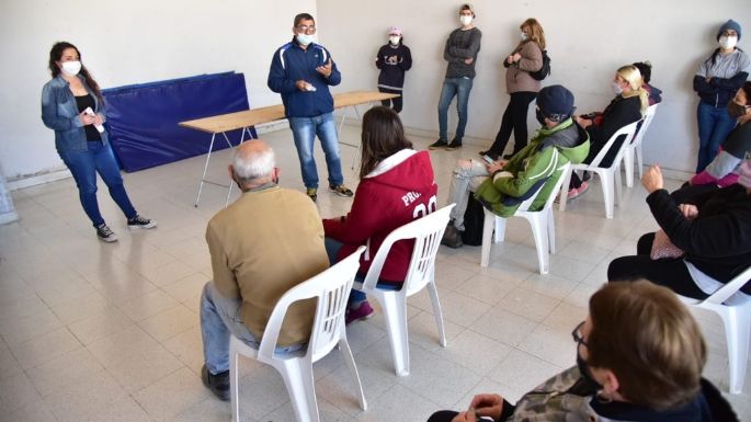 Comenzó la entrega de kits de semillas ProHuerta en los MuniCerca