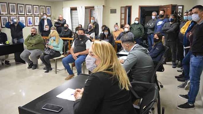 Con importante concurrencia, se realizó una caliente audiencia pública