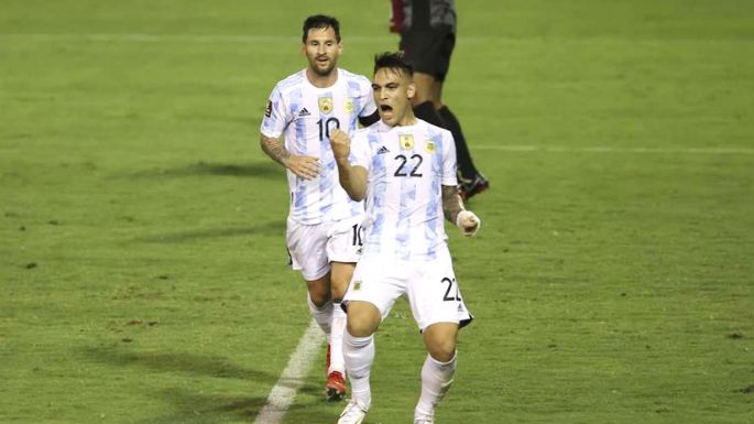 Argentina estrenó el título de América con un triunfo ante Venezuela por 3 a 1