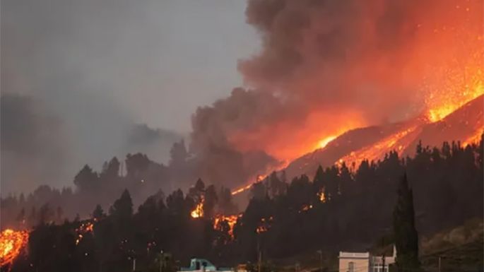 Cien casas destruidas y  más de 5 mil evacuados