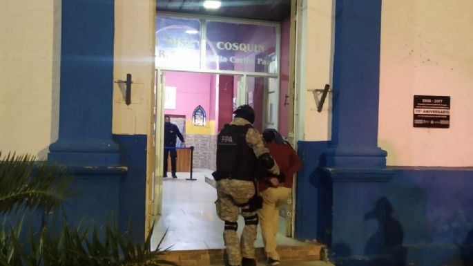 Bibliotecario narco: vendía cocaína envuelta en páginas de novelas clásicas