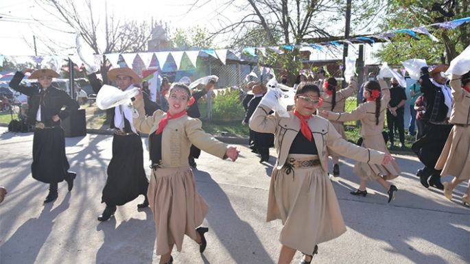 El cumple de la ciudad se inició a pura música