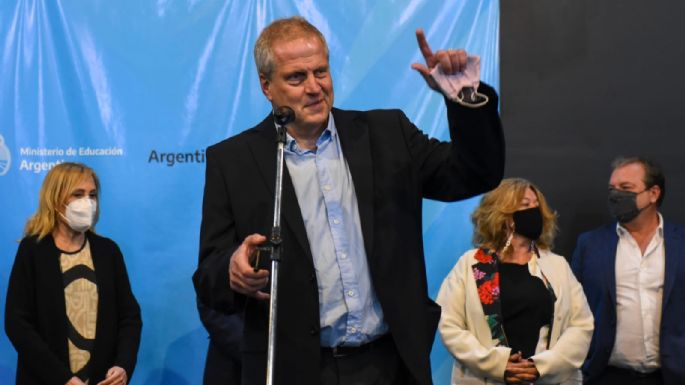 Perczyk presentó al nuevo Gabinete de Educación