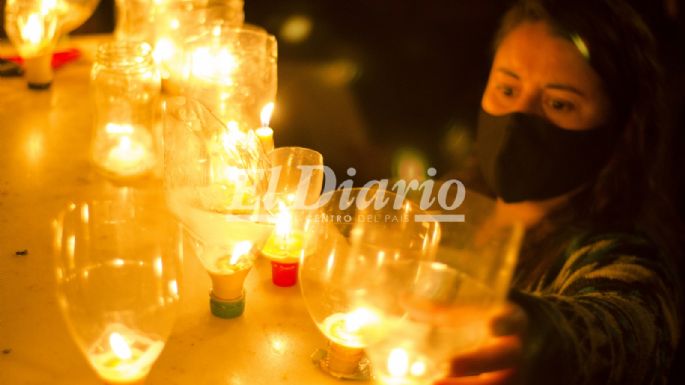 [FOTOS] Conmovedora marcha al cumplirse 16 años sin Mariela Bessonart