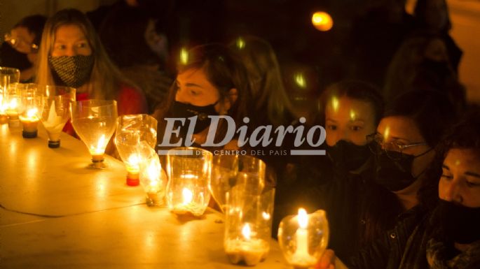 [FOTOS] Conmovedora marcha al cumplirse 16 años sin Mariela Bessonart