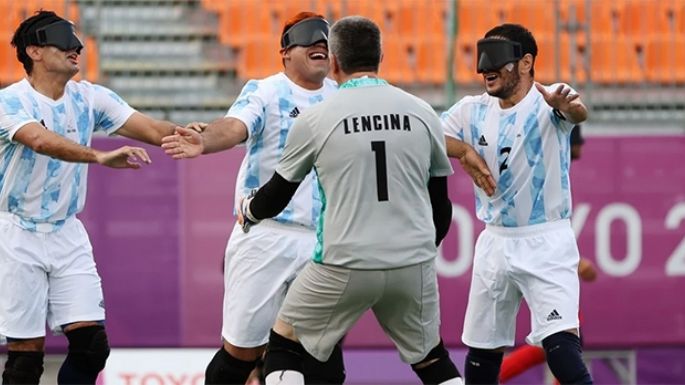 Los Murciélagos, finalistas
