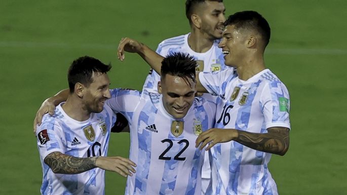 El campeón reapareció con todo