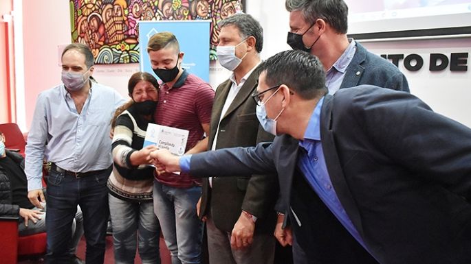 Entregaron créditos para casas