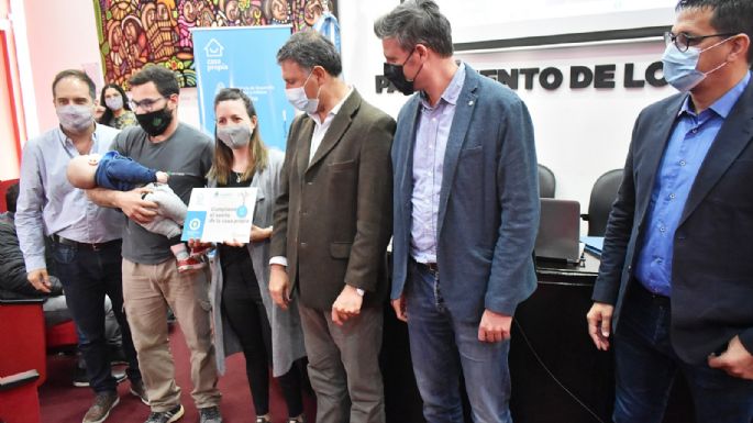 Entregaron créditos para casas