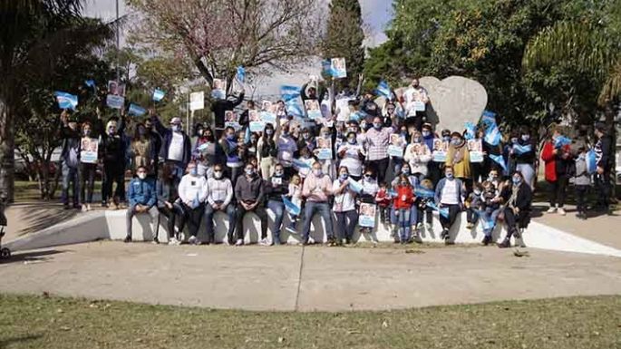 Accastello encabezó la movilización de las mil plazas