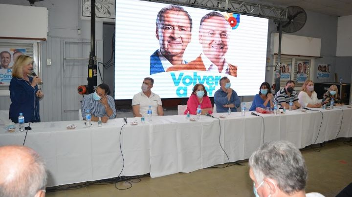Schiaretti cierra campaña junto a Accastello en Villa María