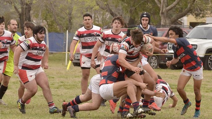 Dos victorias en juveniles