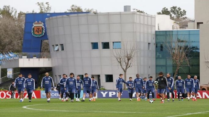 Alerta por un caso positivo dentro de la delegación de la selección argentina