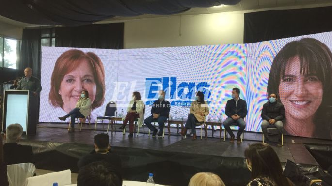 Con la presencia de Schiaretti, inició el cierre campaña de "Ellas" en Villa María