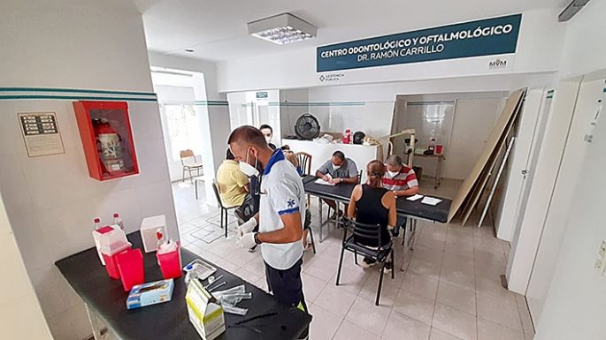 Las farmacias no iniciarán hoy vacunación y testeos