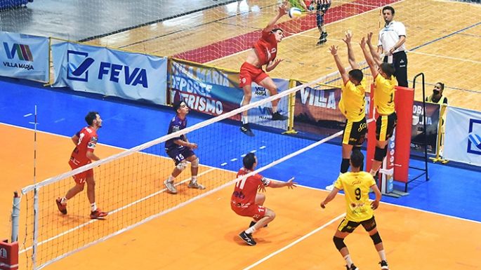 Triunfo de Trinitarios en cinco sets