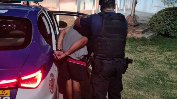 Lo detuvieron por incitar a pelear y molestar a los conductores