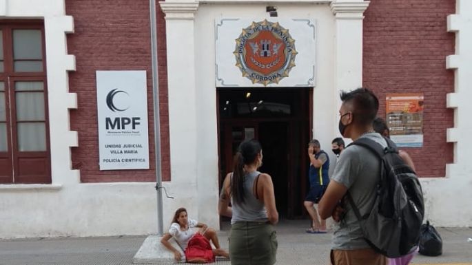 Justicia por Negrita: Arrastró seis cuadras a una perra hasta matarla