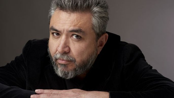El escritor y periodista Cristian Alarcón ganó el XXV Premio Alfaguara de Novela