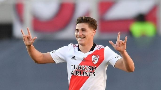 Alvarez se vende al Manchester City y lo celebran en Atlético Calchín