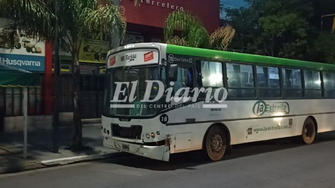 Accidente de tránsito en pleno bulevar España 