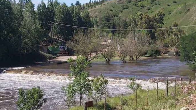 Alertan por la crecida de los ríos serranos