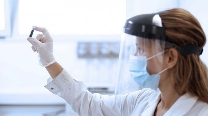 La carga viral es similar en las variantes Ómicron y Delta de coronavirus
