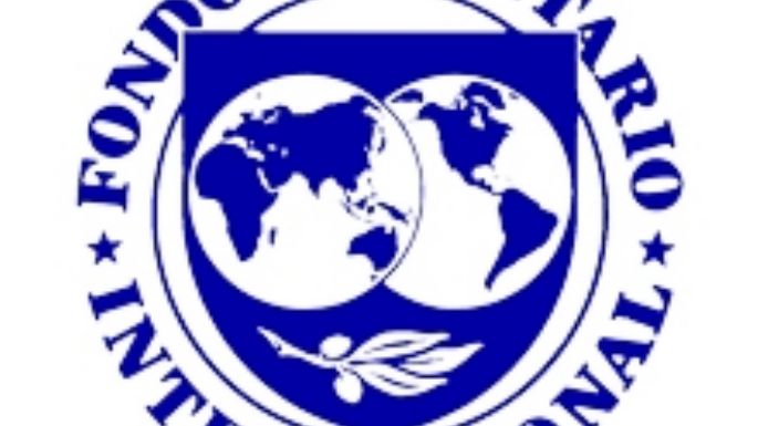FMI mejora estimación para el país